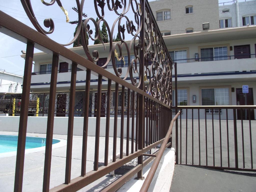 La Royal Viking Motel Los Angeles Exterior photo